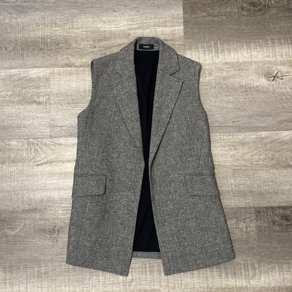 Theory sedia vest